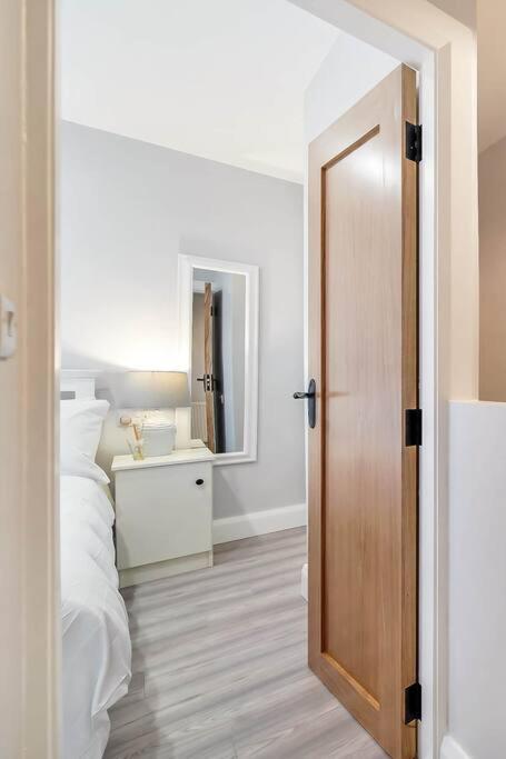 Ardoyne Lodge 'Sleeping 4 Guests' بلفاست المظهر الخارجي الصورة