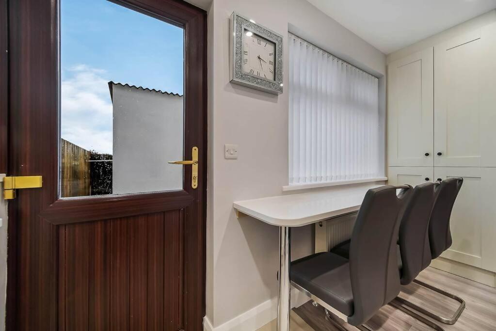 Ardoyne Lodge 'Sleeping 4 Guests' بلفاست المظهر الخارجي الصورة
