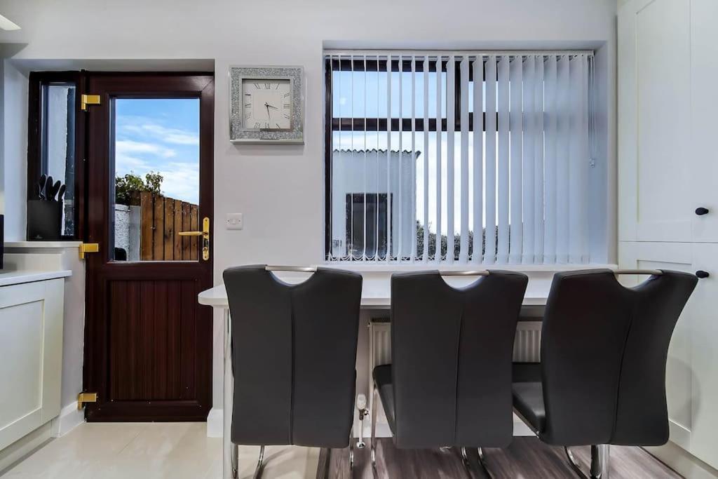 Ardoyne Lodge 'Sleeping 4 Guests' بلفاست المظهر الخارجي الصورة